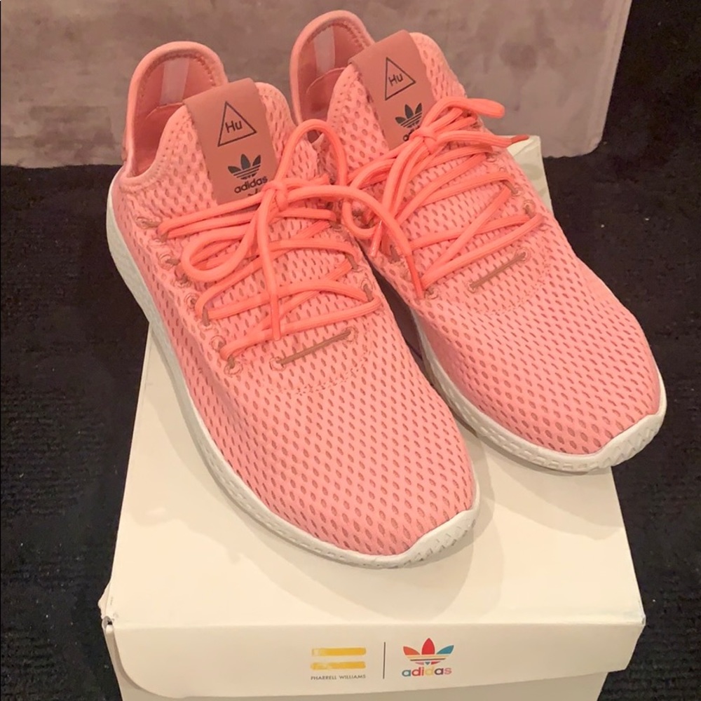 Adidas Hu